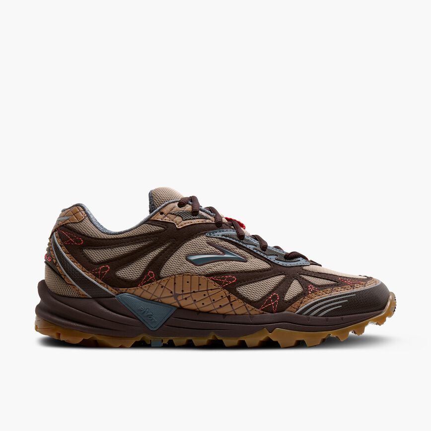 030eb955_110533-280-l-cascadia-1-unisex-trail-lifestyle-shoe
