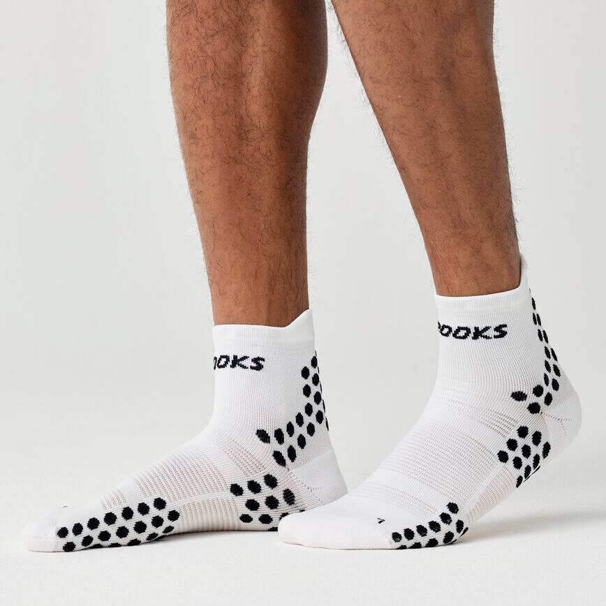 07cd6d3a_280549-100-lf-unisex-glycerin-sensory-quarter-running-socks