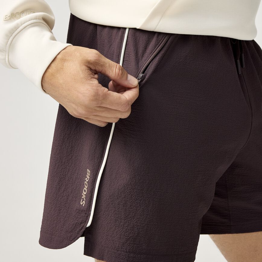 271d51dd_211598-203-d1-mens-movement-short-running-short