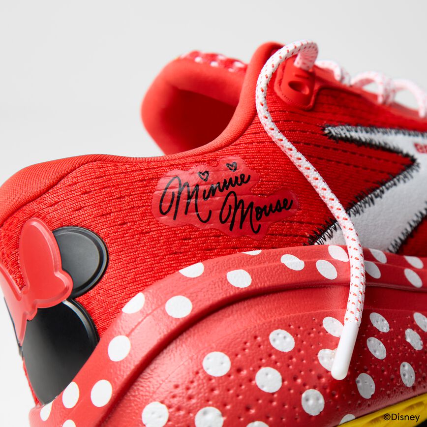 3050060a_110507-608-d3-ghost-max-2-minnie-mouse-mens-running-shoe
