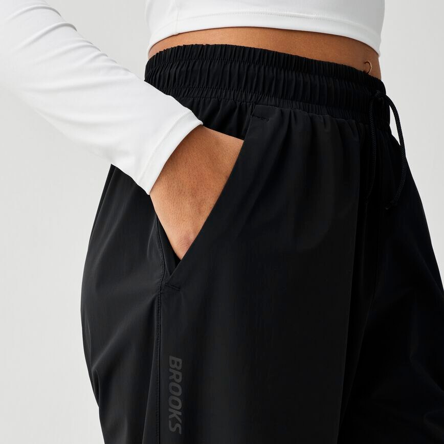 43520f48_221802-001-d1-womens-movement-tech-jogger-running-bottoms