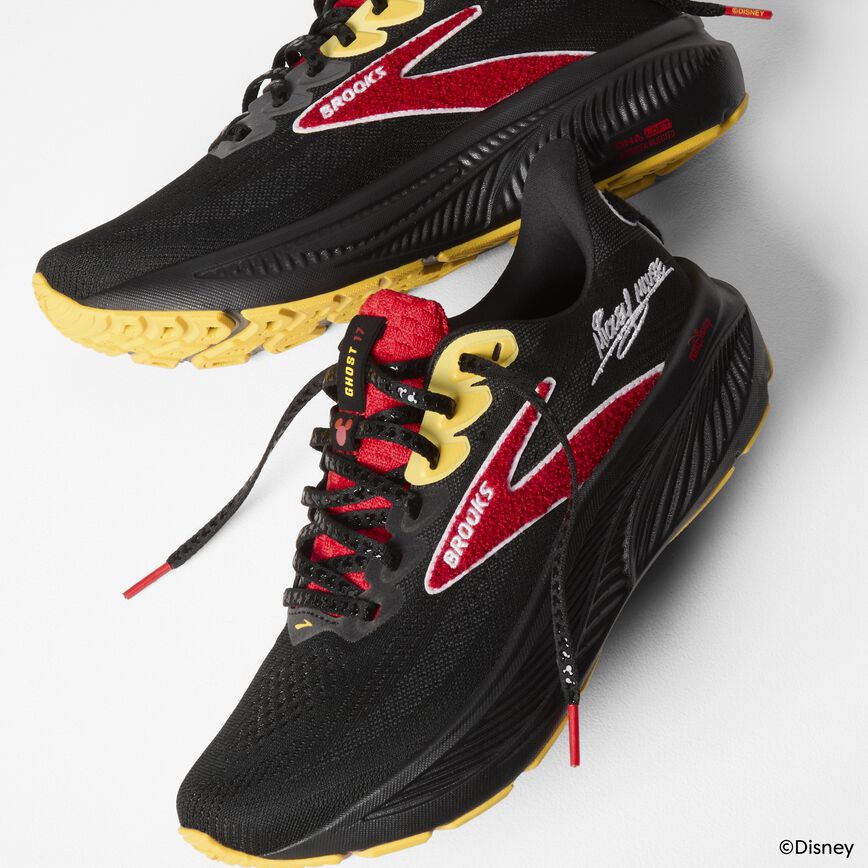 44d14b5d_120542-057-y-ghost-17-mickey-mouse-runDisney-womens-running-shoe