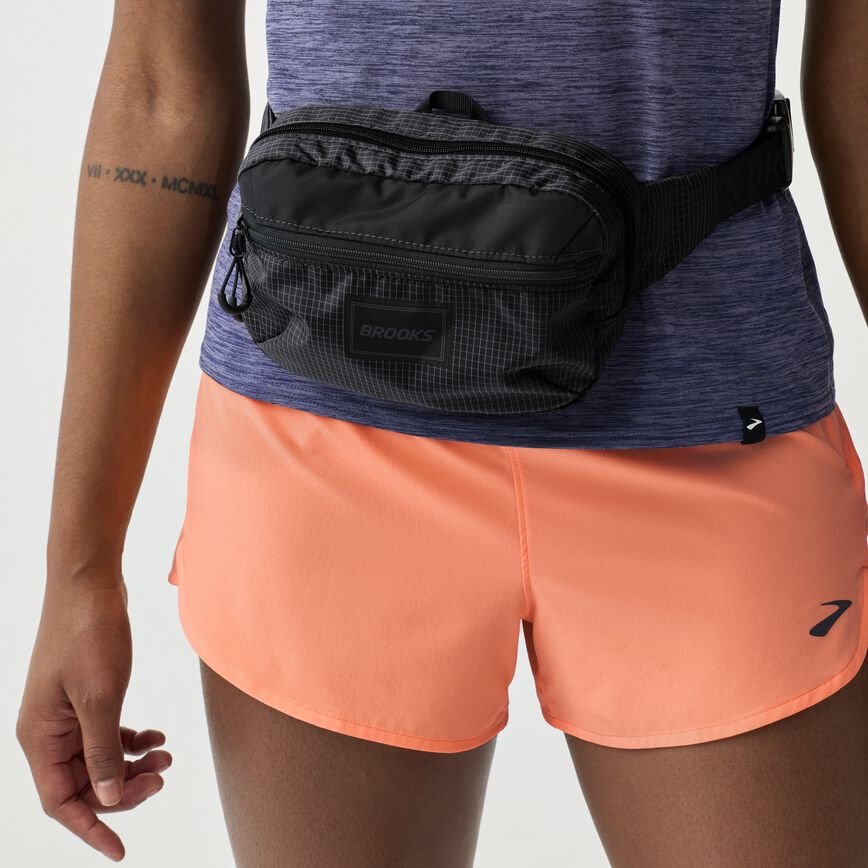 9e48bba6_280544-001-d3-unisex-stride-belt-bag-running-accessories