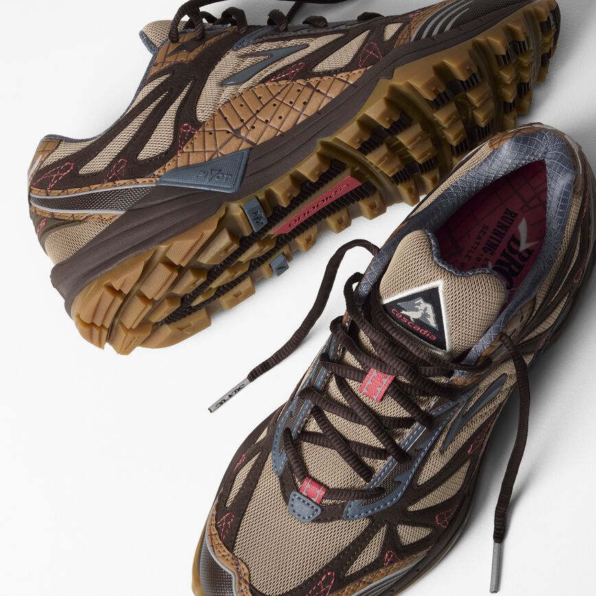 a699b0bc_110533-280-y-cascadia-1-unisex-trail-lifestyle-shoe