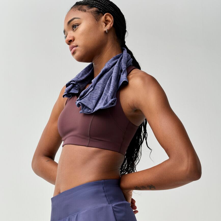 b6d9e21b_300648-245-mv-womens-chaser-padded-sports-bra