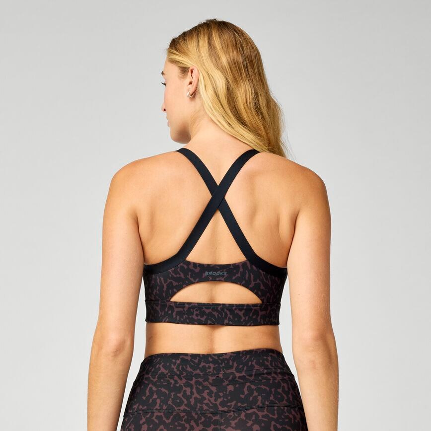ba9b5465_300647-256-mb-womens-luxe-strappy-sports-bra