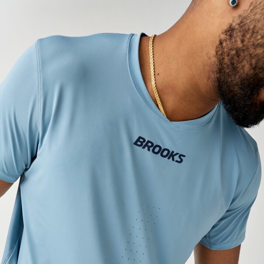 d735ff8c_211610-468-d1-mens-dash-cooling-short-sleeve-running-tops
